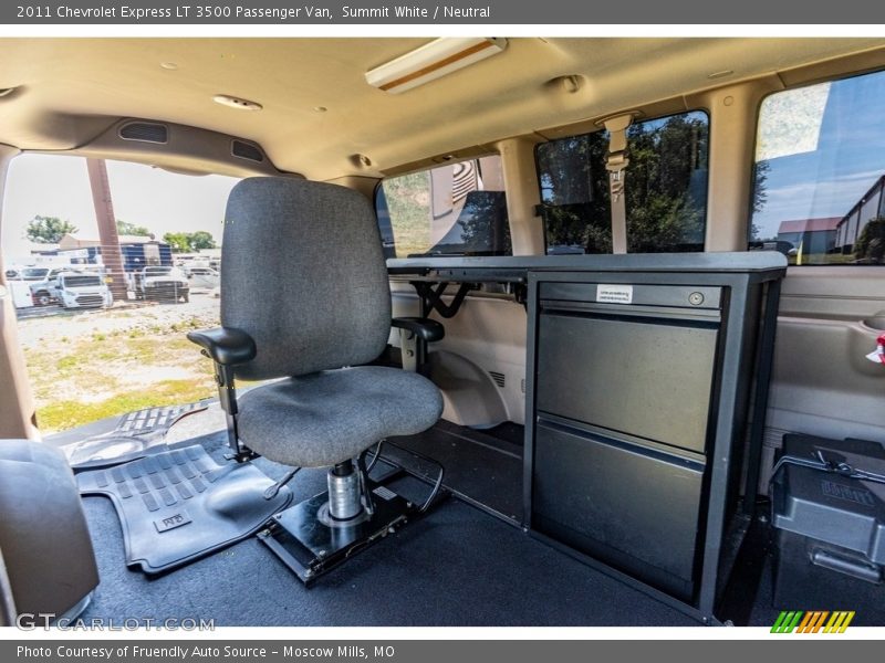 Summit White / Neutral 2011 Chevrolet Express LT 3500 Passenger Van