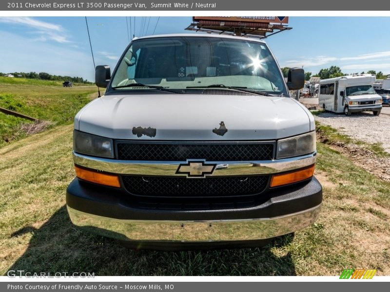 Summit White / Neutral 2011 Chevrolet Express LT 3500 Passenger Van