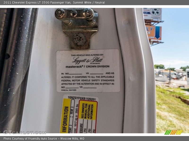 Summit White / Neutral 2011 Chevrolet Express LT 3500 Passenger Van