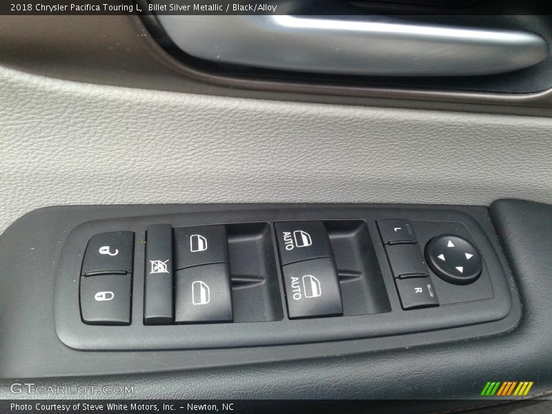 Billet Silver Metallic / Black/Alloy 2018 Chrysler Pacifica Touring L
