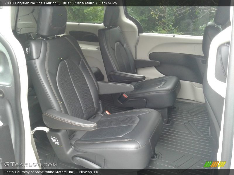 Billet Silver Metallic / Black/Alloy 2018 Chrysler Pacifica Touring L
