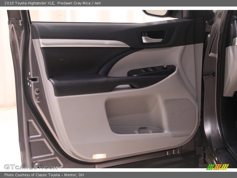 Predawn Gray Mica / Ash 2016 Toyota Highlander XLE