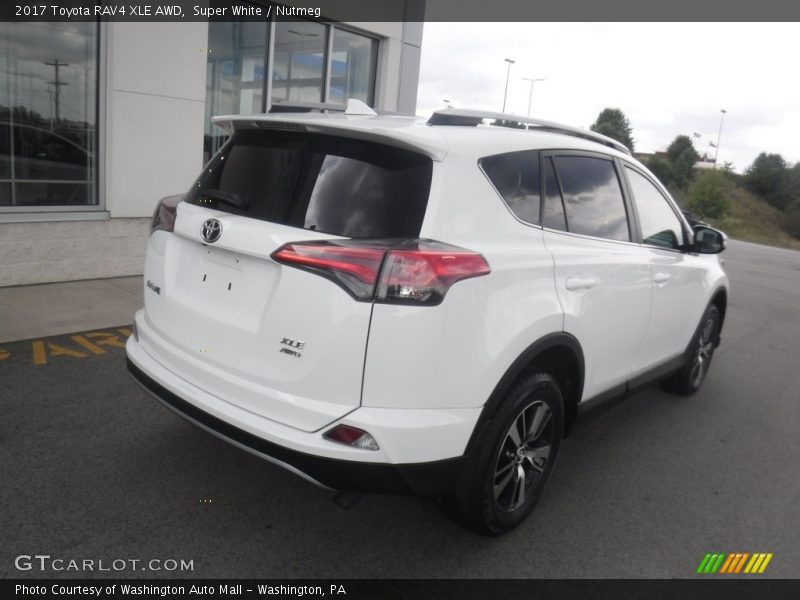 Super White / Nutmeg 2017 Toyota RAV4 XLE AWD