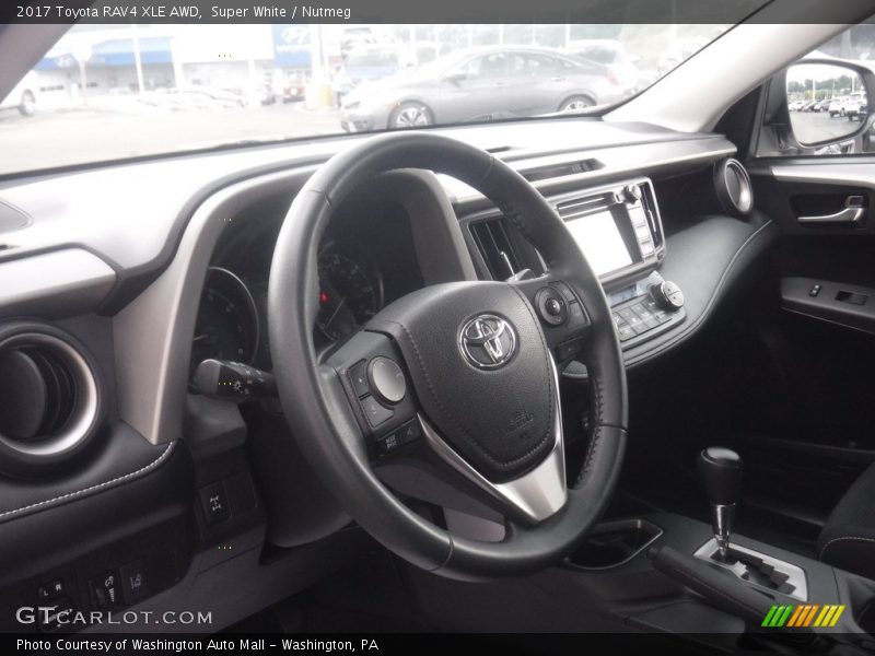 Super White / Nutmeg 2017 Toyota RAV4 XLE AWD