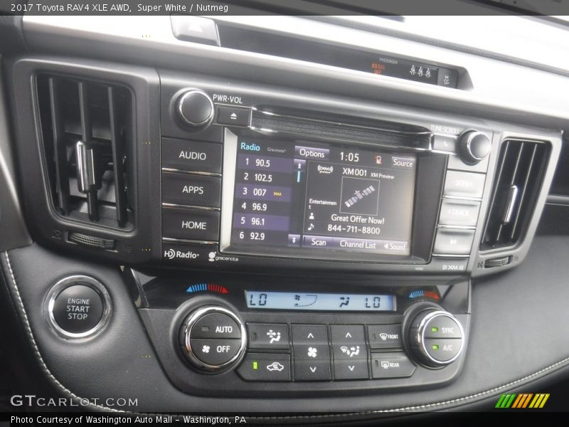 Super White / Nutmeg 2017 Toyota RAV4 XLE AWD
