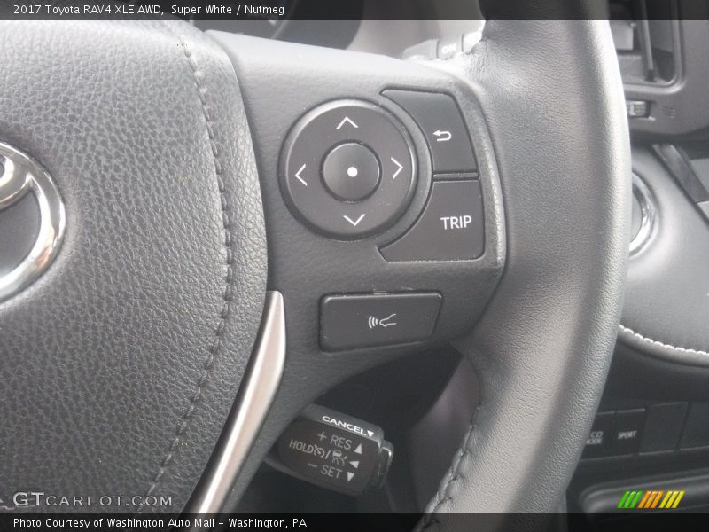 Super White / Nutmeg 2017 Toyota RAV4 XLE AWD