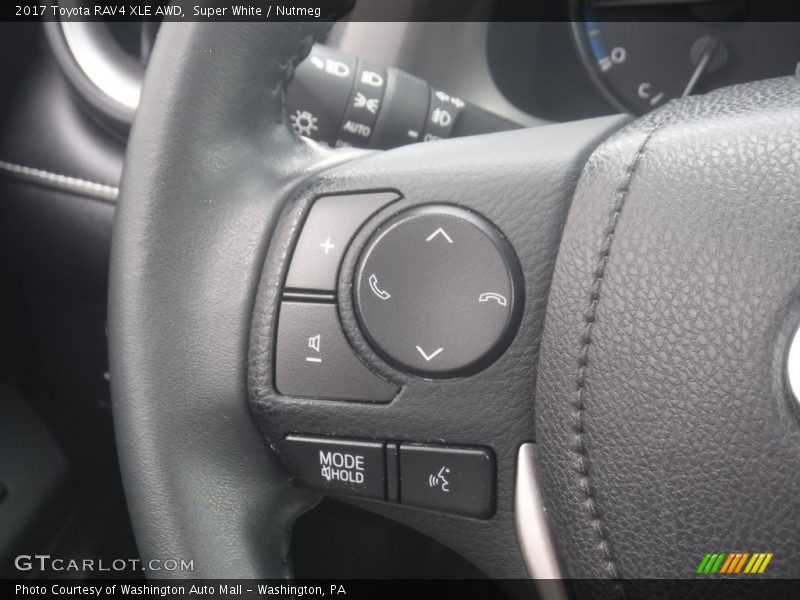 Super White / Nutmeg 2017 Toyota RAV4 XLE AWD