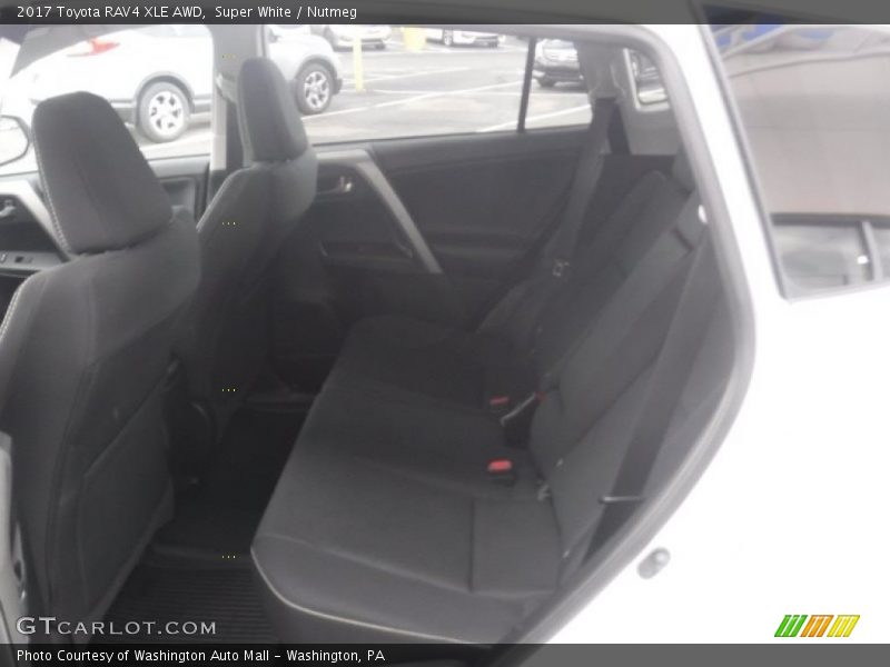 Super White / Nutmeg 2017 Toyota RAV4 XLE AWD