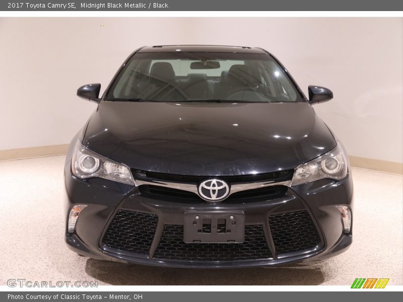 Midnight Black Metallic / Black 2017 Toyota Camry SE