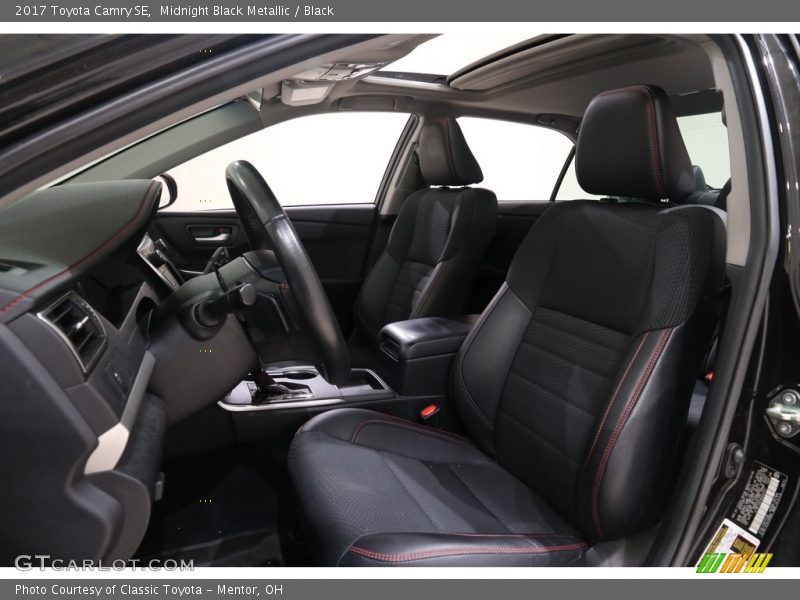 Midnight Black Metallic / Black 2017 Toyota Camry SE