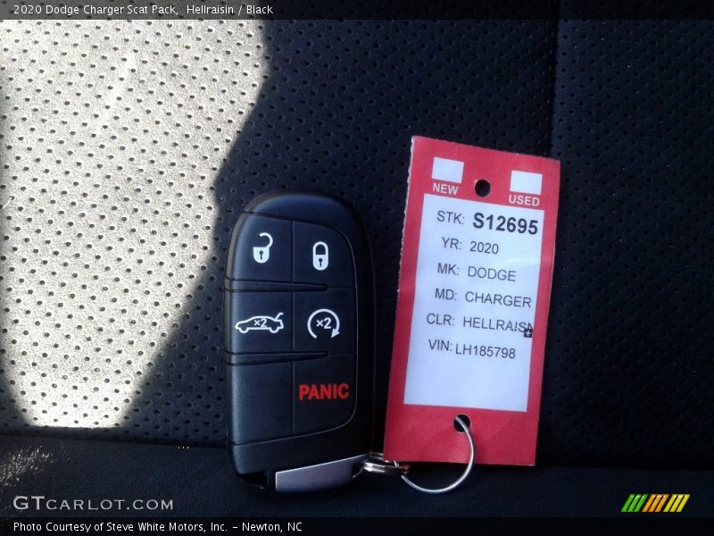 Hellraisin / Black 2020 Dodge Charger Scat Pack