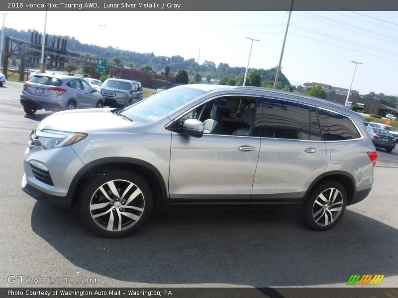  2016 Pilot Touring AWD Lunar Silver Metallic