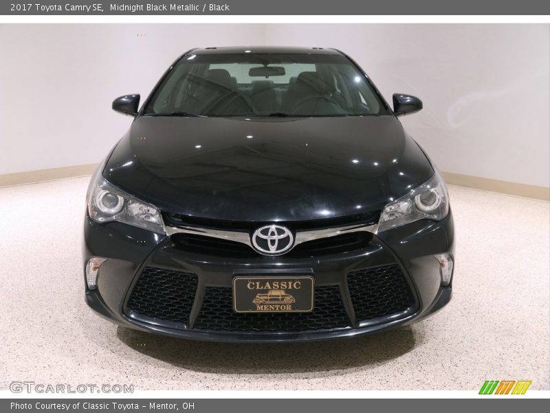 Midnight Black Metallic / Black 2017 Toyota Camry SE