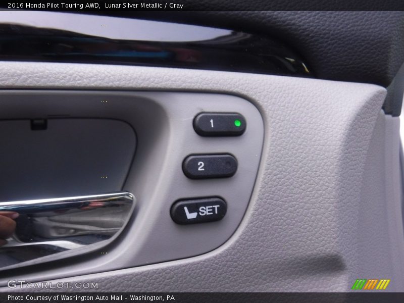 Door Panel of 2016 Pilot Touring AWD