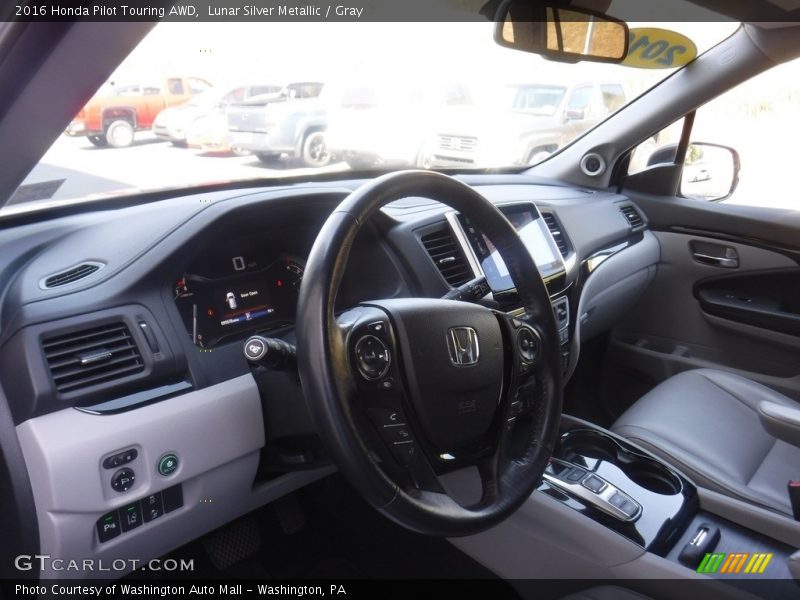 Dashboard of 2016 Pilot Touring AWD