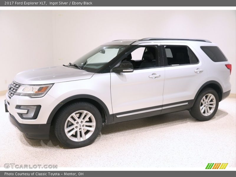 Ingot Silver / Ebony Black 2017 Ford Explorer XLT