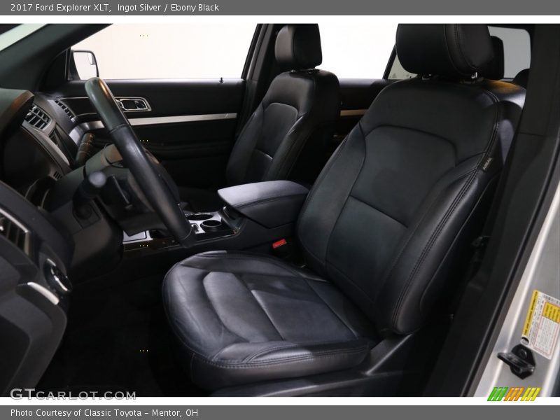 Ingot Silver / Ebony Black 2017 Ford Explorer XLT