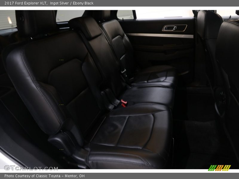 Ingot Silver / Ebony Black 2017 Ford Explorer XLT