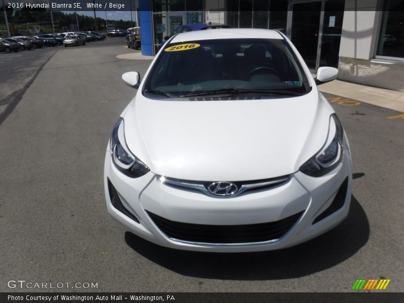 White / Beige 2016 Hyundai Elantra SE
