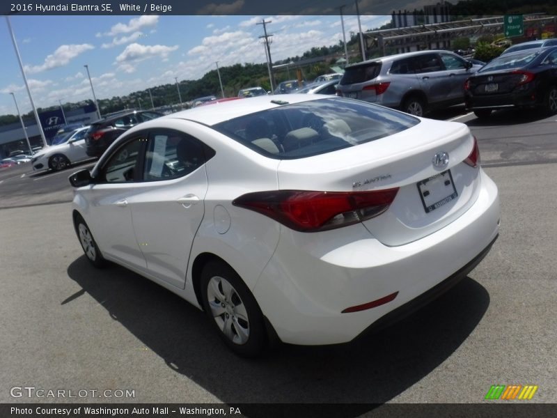 White / Beige 2016 Hyundai Elantra SE