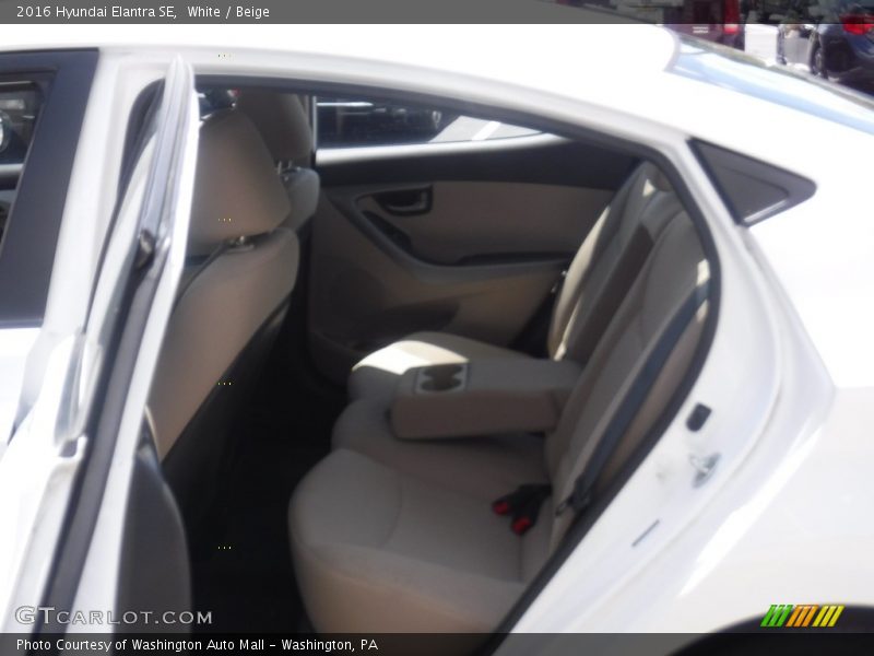 White / Beige 2016 Hyundai Elantra SE