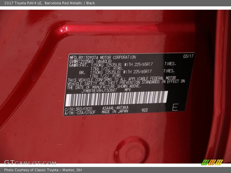 Barcelona Red Metallic / Black 2017 Toyota RAV4 LE