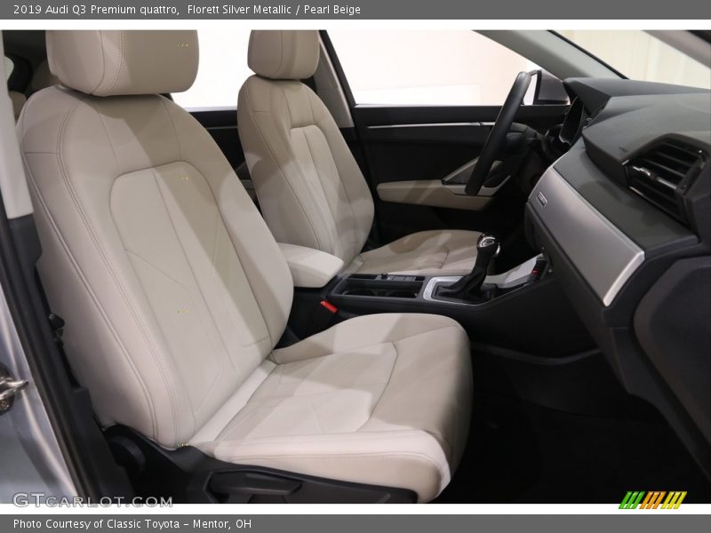 Front Seat of 2019 Q3 Premium quattro