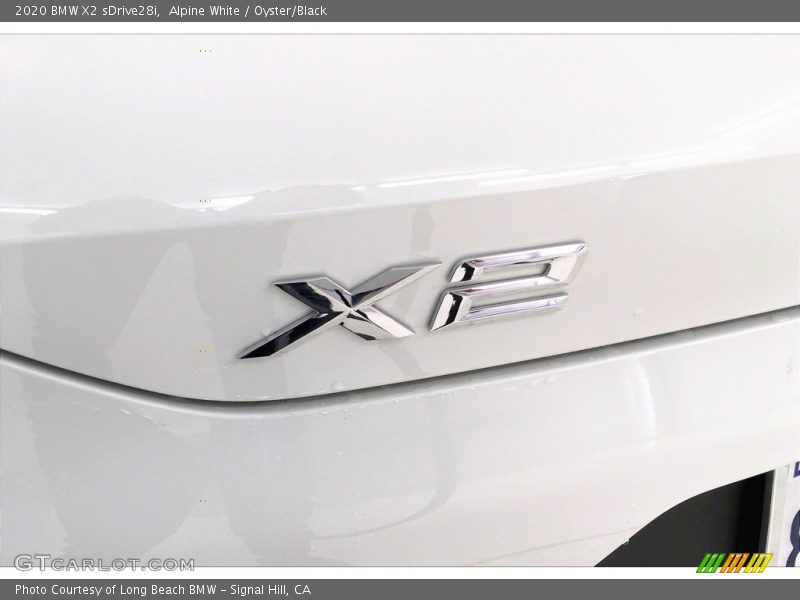 Alpine White / Oyster/Black 2020 BMW X2 sDrive28i