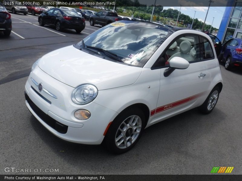 Front 3/4 View of 2015 500c Pop