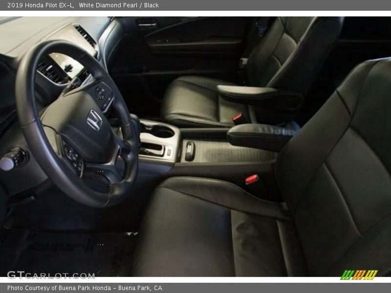 White Diamond Pearl / Black 2019 Honda Pilot EX-L