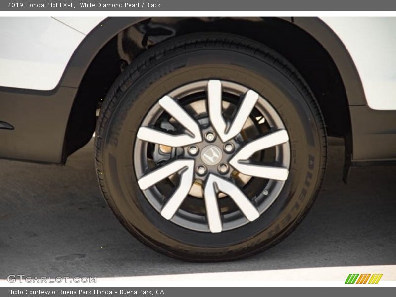 White Diamond Pearl / Black 2019 Honda Pilot EX-L