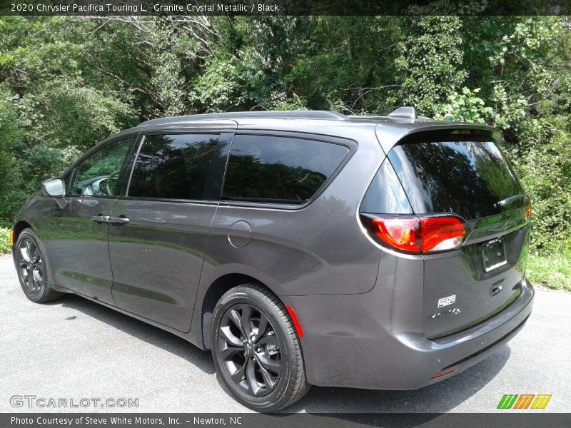 Granite Crystal Metallic / Black 2020 Chrysler Pacifica Touring L