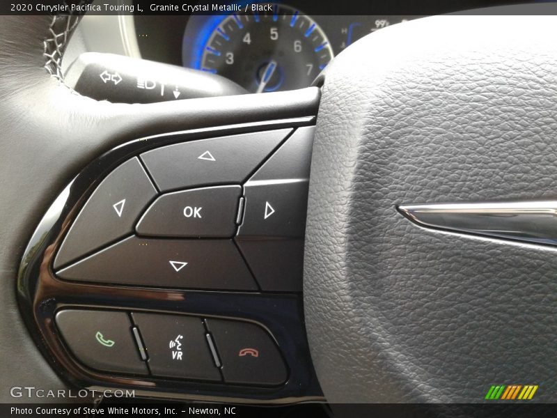  2020 Pacifica Touring L Steering Wheel
