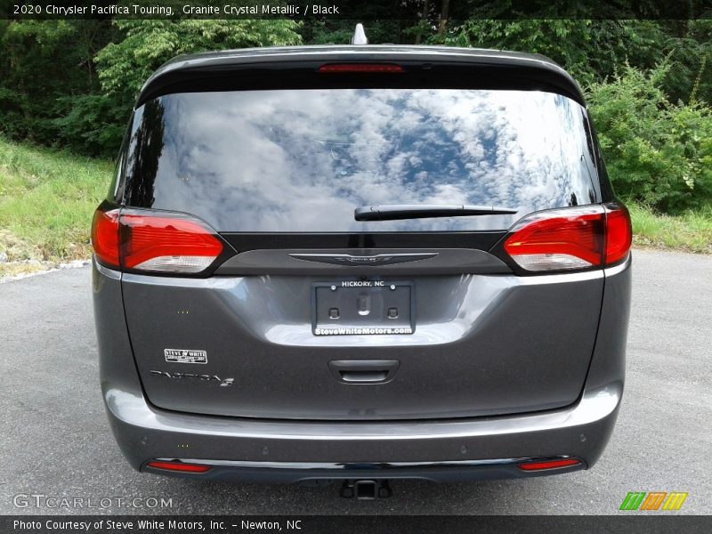 Granite Crystal Metallic / Black 2020 Chrysler Pacifica Touring