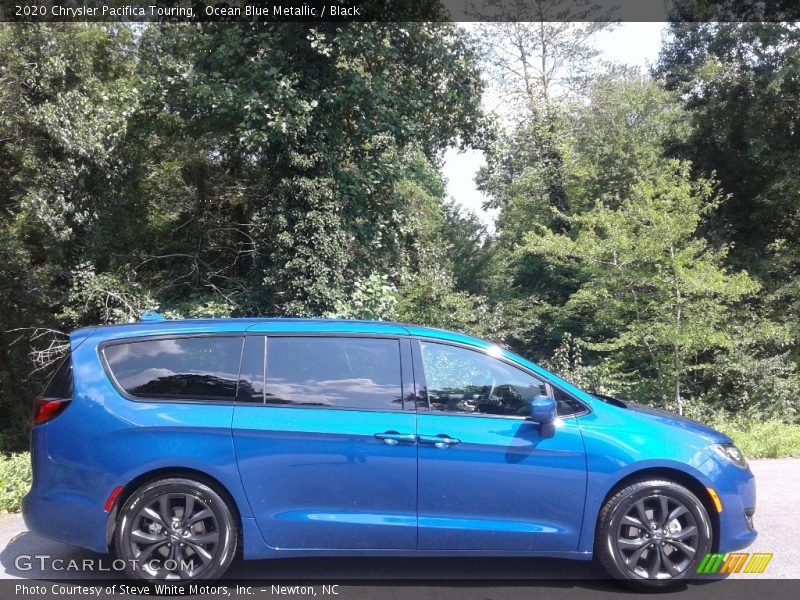 Ocean Blue Metallic / Black 2020 Chrysler Pacifica Touring