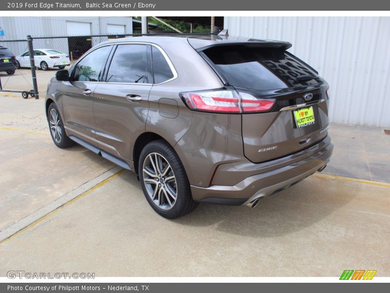 Baltic Sea Green / Ebony 2019 Ford Edge Titanium
