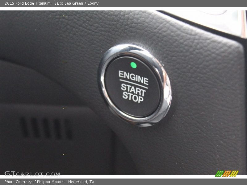 Baltic Sea Green / Ebony 2019 Ford Edge Titanium