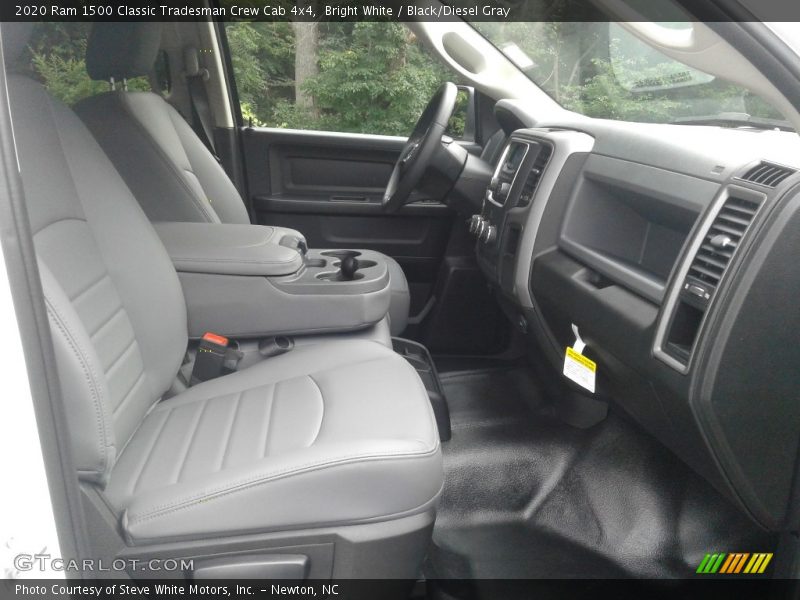 Bright White / Black/Diesel Gray 2020 Ram 1500 Classic Tradesman Crew Cab 4x4