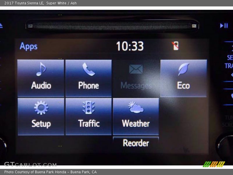 Super White / Ash 2017 Toyota Sienna LE