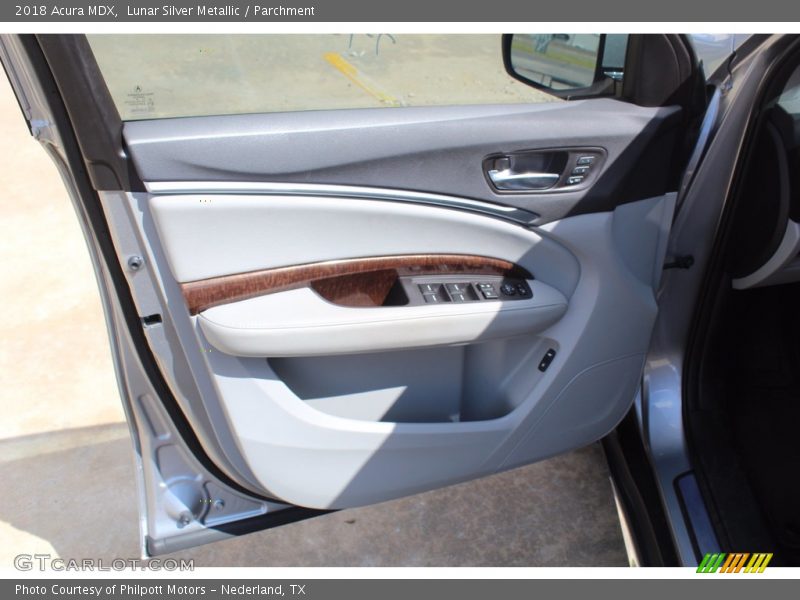 Lunar Silver Metallic / Parchment 2018 Acura MDX