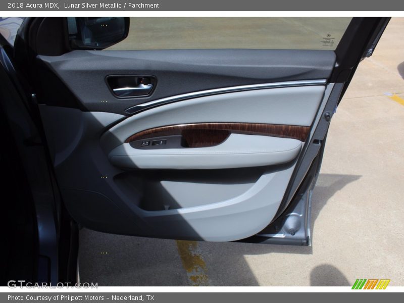 Lunar Silver Metallic / Parchment 2018 Acura MDX