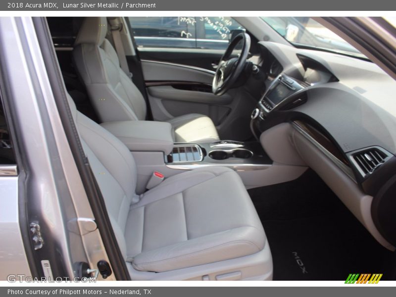 Lunar Silver Metallic / Parchment 2018 Acura MDX