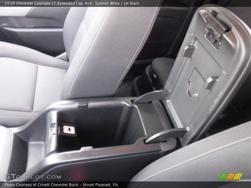 Summit White / Jet Black 2018 Chevrolet Colorado LT Extended Cab 4x4