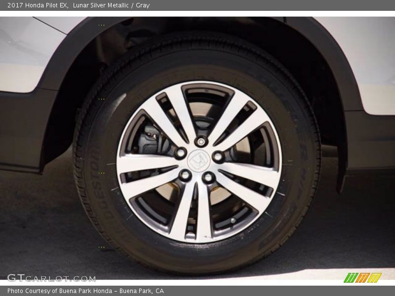 Lunar Silver Metallic / Gray 2017 Honda Pilot EX