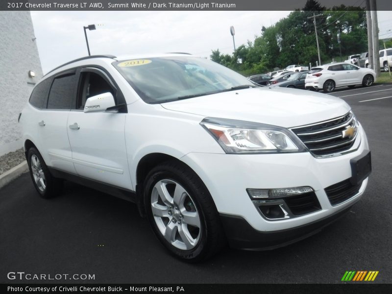 Summit White / Dark Titanium/Light Titanium 2017 Chevrolet Traverse LT AWD