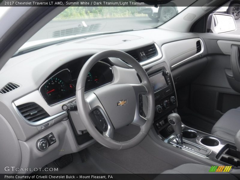 Summit White / Dark Titanium/Light Titanium 2017 Chevrolet Traverse LT AWD