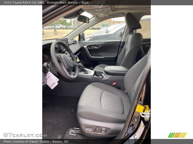 Midnight Black Metallic / Black 2020 Toyota RAV4 XLE AWD