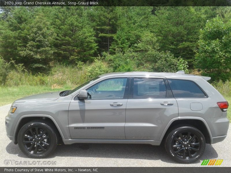  2020 Grand Cherokee Altitude Sting-Gray
