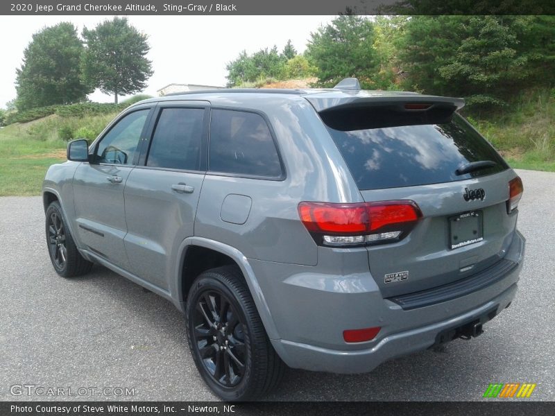 Sting-Gray / Black 2020 Jeep Grand Cherokee Altitude