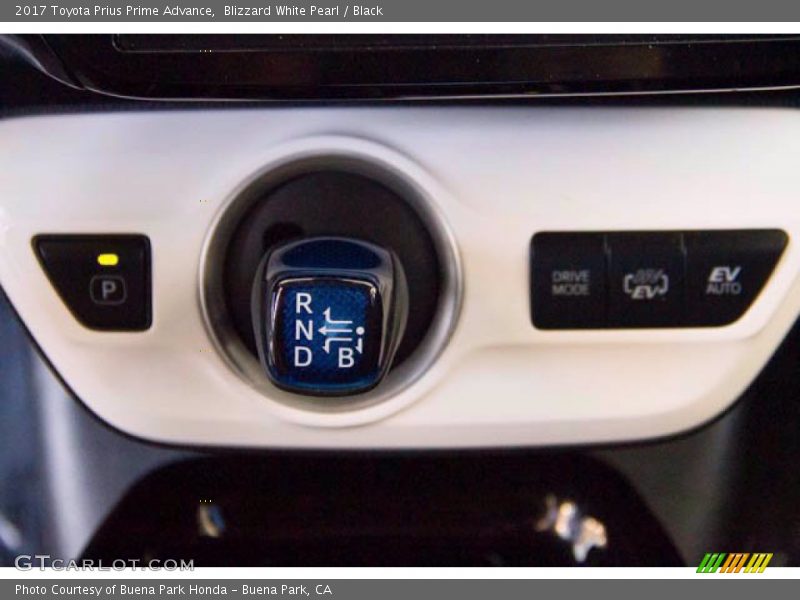 Blizzard White Pearl / Black 2017 Toyota Prius Prime Advance